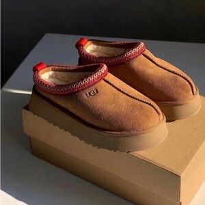 Tazz Platform Slipper (Women) UGG